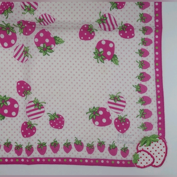 *RARE* Vintage Betsey Johnson Designer Scarf 💎 Ivory Pink Strawberry Embroidery - Picture 4 of 8
